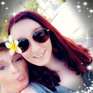 Meet your Posher, Dayna